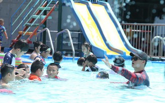 Báo động tai nạn đuối nước: Nên xem bơi lội là môn học bắt buộc