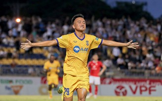 V-League 2022: SLNA lên ngôi nhì, Sài Gòn FC gặp khó