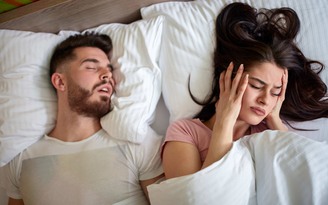 Phương pháp ngủ Scandinavian có thể giúp cải thiện quan hệ vợ chồng?