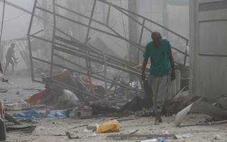 Đánh bom nhắm vào Bộ Giáo dục Somalia, 100 người chết