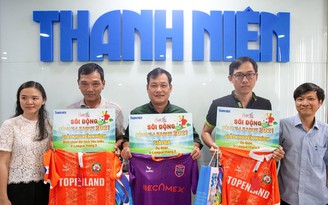 22 bạn đọc trúng giải Cuộc thi 'Sôi động cùng V-League' tháng 10