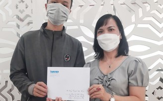 Trao học bổng Nguyễn Thái Bình - Báo Thanh Niên cho sinh viên có hoàn cảnh khó khăn