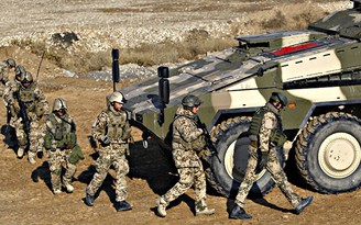 Mỹ kêu gọi Đức tăng cường hỗ trợ quân sự tiêu diệt IS
