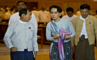 Bà Suu Kyi gửi các tân nghị sĩ đến trường học cách làm luật