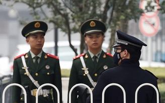 Giam người bất hợp pháp, cảnh sát Trung Quốc bị đòi bồi thường 20 triệu USD