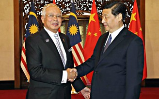 Thủ tướng Malaysia thăm Trung Quốc, tăng cường hợp tác quốc phòng