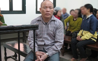 Mâu thuẫn nợ nần, thợ đóng giày dùng búa sát hại nữ giám đốc