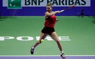 Giải WTA Finals Singapore: Halep phục thù thành công trước Garcia
