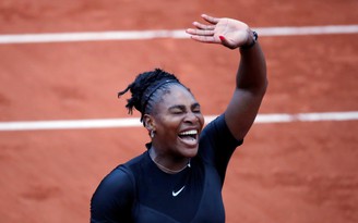 Serena và Sharapova tiếp tục thắng để vòng 3 Pháp mở rộng