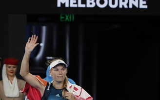 Maria Sharapova loại ĐKVĐ Úc mở rộng Wozniacki