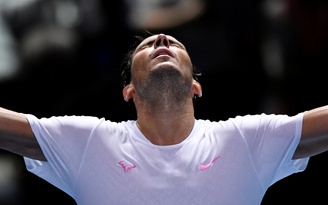 Nadal lội ngược dòng khó tin tại ATP Finals