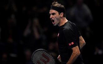 Federer đánh bại Djokovic giành vé vào bán kết giải ATP Finals.
