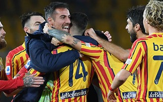 Serie A: Lecce có 3 điểm quý giá trong cuộc chiến trụ hạng