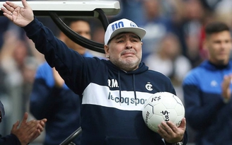 Tài xế của Diego Maradona cũng bị điều tra vì cái chết của 'Cậu bé vàng'