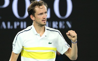 Kết quả giải quần vợt Úc mở rộng: Medvedev đánh bại Tsitsipas để vào chung kết