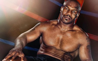 Mike Tyson từng bị một nhóm nữ sinh đánh đập