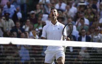 Djokovic phá kỷ lục của Federer tại Grand Slam