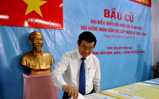 Nguyên các lãnh đạo cấp cao Trương Tấn Sang, Nguyễn Tấn Dũng đi bầu cử