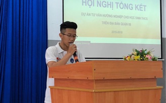 'Nếu nghỉ học chắc em sẽ đi bụi đời'