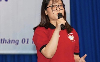 Nữ sinh duy nhất đại diện các trường CĐ khu vực Đông Nam bộ được vinh danh