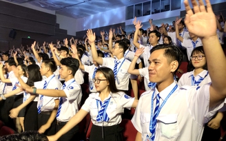 Sinh viên thời 4.0 phải nghĩ khác, làm khác!