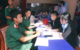 Thiếu tướng Phan Văn Xựng: 'Bộ đội xuất ngũ với tinh thần kỷ luật sắt là lao động tốt cho xã hội'