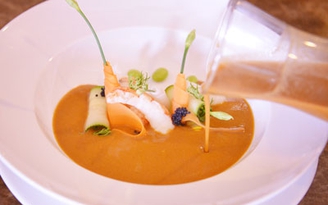 Súp tôm hùm Bisque