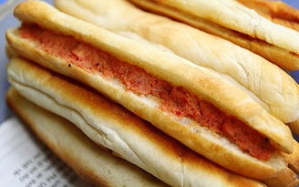 “Tuyệt chiêu” của món bánh mì cay ngon nhất Hải Phòng