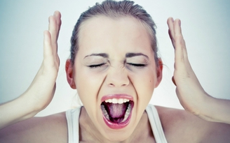 Vì sao phụ nữ hay tụ tập bạn bè hơn nam giới?