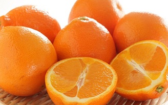 Mỗi ngày ăn một trái cam giúp ngăn mù lòa