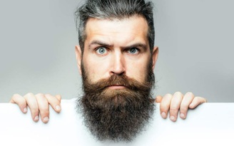 4 dấu hiệu trên bộ râu 'tố cáo' sức khỏe của bạn
