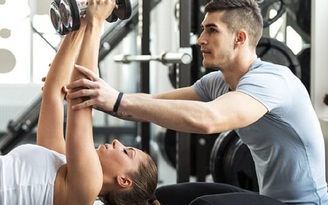 Khi thấy 4 điều này, người tập gym hãy đổi huấn luyện viên