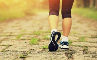 Làm sao để bắt đầu chạy bộ sau thời gian dài ít vận động?