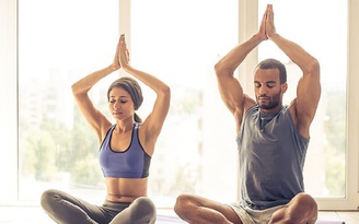 Phát hiện mới: Kết hợp yoga và chạy bộ có thể giảm 50% nguy cơ bệnh tim