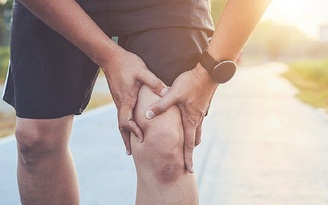 Mới hết chấn thương hoặc đau chân, cần tập chạy thế nào?