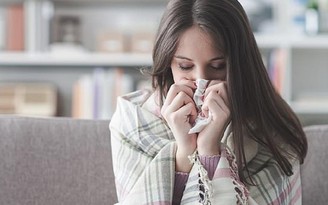 Triệu chứng nào sẽ xuất hiện khi nhiễm cùng lúc Covid-19 và cúm?