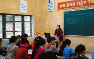 Phản đối sáp nhập trường: Hầu hết học sinh trở lại lớp