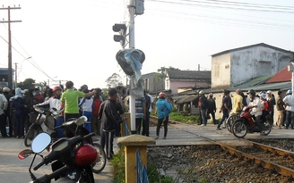 Thiệt mạng khi băng qua đường sắt