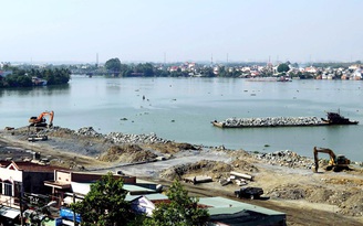Lấp sông Đồng Nai làm dự án: Tỉnh dựa trên báo cáo môi trường kém chất lượng