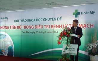 GS.Bernard Baehrel cố vấn trực tiếp khám và điều trị bệnh tim mạch - lồng ngực tại BVĐK Hoàn Mỹ Cửu Long