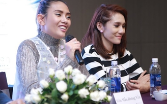 Vừa bỏ sàn catwalk, siêu mẫu Hoàng Yến bất ngờ chuyển sang làm DJ