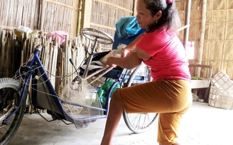 Chị ngư dân khuyết tật