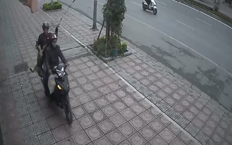 Truy bắt hai kẻ trộm chó trong clip trên mạng
