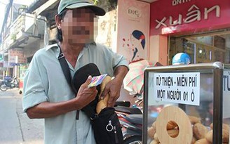 Những thùng bánh mì miễn phí ở Sài Gòn