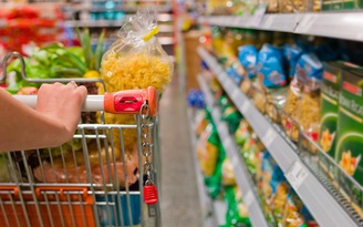 Pháp cấm siêu thị vứt thực phẩm thừa