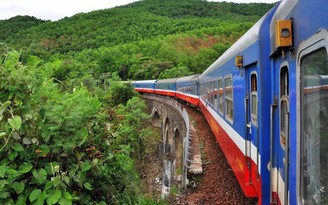 Chạy thêm nhiều đôi tàu Sài Gòn - Nha Trang, Sài Gòn - Phan Thiết