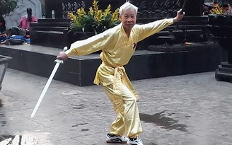 Cụ ông 75 tuổi mê luyện võ sống khỏe, không cần huy chương