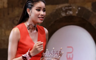 'The Face': Phạm Hương dùng vương miện hoa hậu để ‘chiêu dụ’ thí sinh