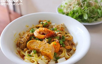 Tìm ăn mì Quảng 'đúng Quảng' ở Sài Gòn
