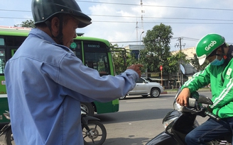 PV Thanh Niên nhập vai trải nghiệm ‘cuộc chiến’ xe ôm khốc liệt